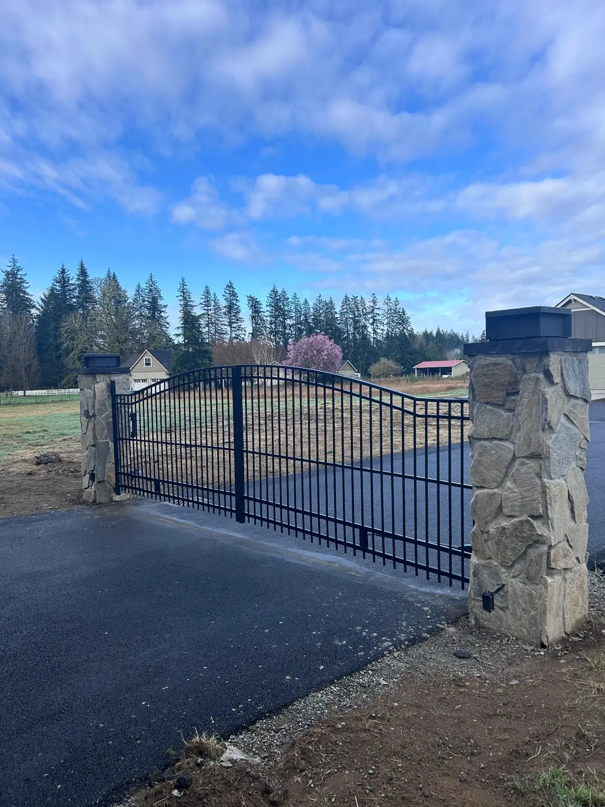 Custom driveway gate 5